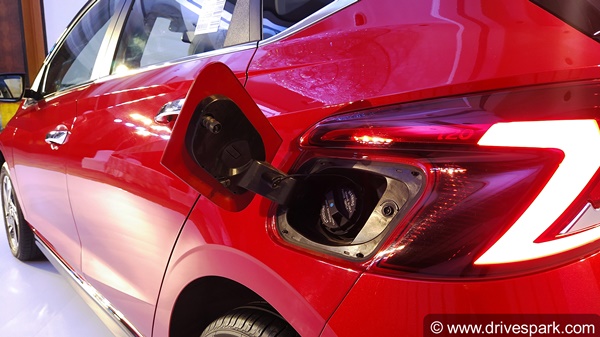 హ్యుందాయ్ ఐ 20 ఫస్ట్ లుక్ రివ్యూ.. చూసారా !