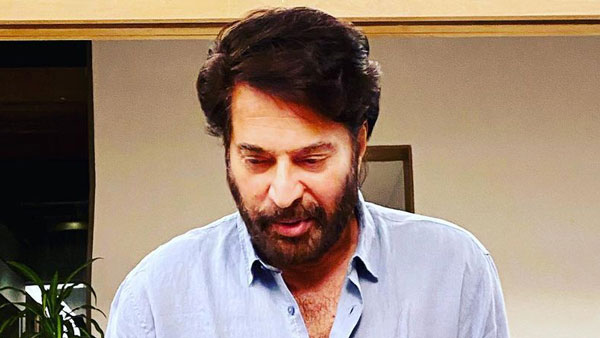 అద్భుతంగా ఉన్న మలయాళీ స్టార్ మమ్ముట్టి లగ్జరీ కారవాన్.. చూసారా !