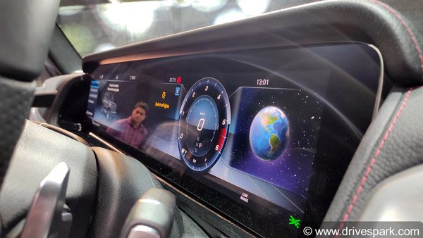 హైపర్‌స్క్రీన్ టెక్నాలజీని ఆవిష్కరించనున్న బెంజ్; ఇదేంటో తెలుసా?