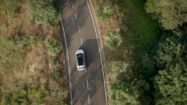 హ్యుందాయ్ టూసాన్ యాడ్‌లో రణదీప్; అమ్మకాలు పెంచుకునేందుకు కొత్త ప్లాన్!