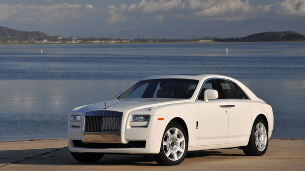 భారతదేశ మసాలా కింగ్ ధరంపాల్ గులాటి కార్లు.. మీరు చూసారా !