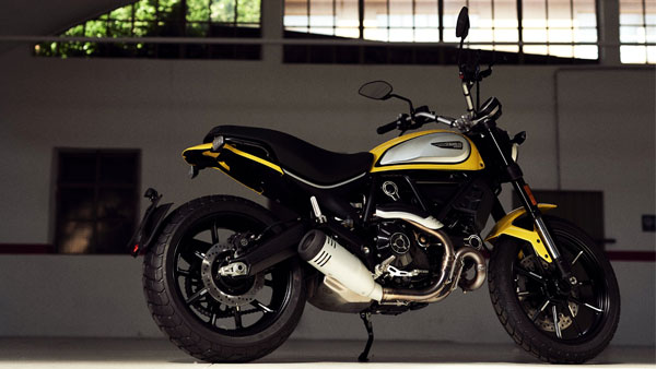 డ్యుకాటి ప్రియులకు గుడ్ న్యూస్: ఈ ఏడాది 12 కొత్త మోటార్‌సైకిళ్లు వస్తున్నాయ్!