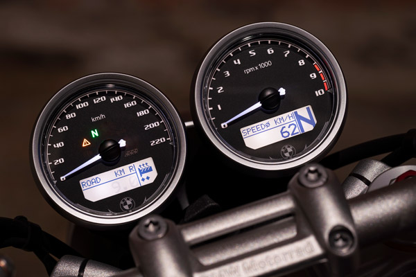 బిఎమ్‌డబ్ల్యూ ఆర్ నైన్‌టి మరియు ఆర్ నైన్‌టి స్క్రాంబ్లర్ బైక్స్ విడుదల; ధరలు