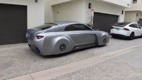 ఇలాంటి రోల్స్ రాయిస్ కారును ఎప్పుడైనా చూశారా? ఇది ఏ సెలబ్రిటీదో తెలుసా?