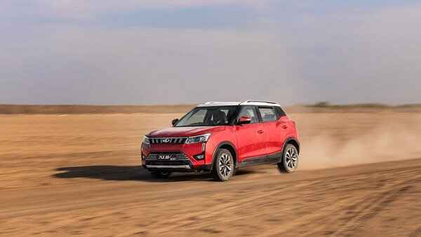 2021 మహీంద్రా ఎక్స్‌యూవీ 300 పెట్రోల్ ఆటో షిఫ్ట్ విడుదల : ధర & వివరాలు