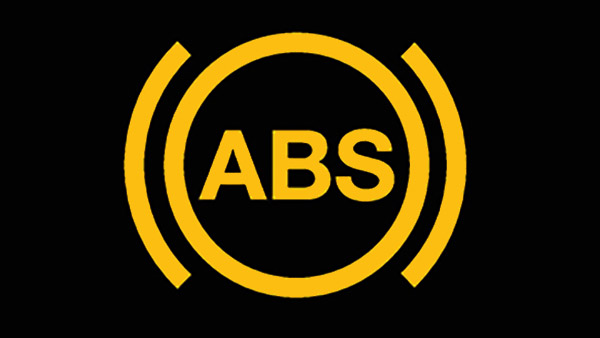 కారు డ్యాష్‌బోర్డుపై వార్నింగ్ లైట్స్ వచ్చాయా? కంగారుపడకండి, అవేంటో తెలుసుకోండి!