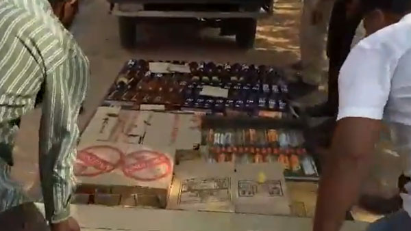 బాబూ నీ తెలివికి జోహార్లు: మద్యం అక్రమ రవాణాపై ఆనంద్ మహీంద్రా ట్వీట్