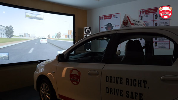 కొత్తగా డ్రైవింగ్ లైసెన్స్ పొందటం ఇకపై అంత సులువు కాదు కొత్తగా డ్రైవింగ్ లైసెన్స్ పొందటం ఇకపై అంత సులువు కాదు