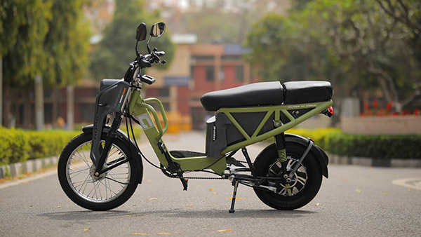 గెలియోస్ హోప్ ఎలక్ట్రిక్ స్కూటర్; ధర తక్కువ, డ్రైవింగ్ లైసెన్స్ అవసరమే లేదు