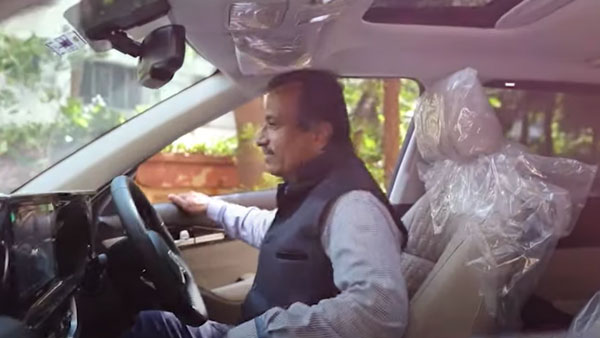 తండ్రి పుట్టిన రోజు కానుకగా తనయుడు ఇచ్చిన సర్‌ప్రైజ్ గిఫ్ట్!