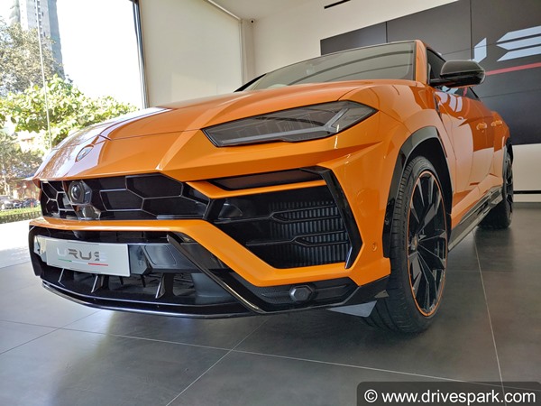 లంబోర్ఘిని ఉరుస్ పెర్ల్ క్యాప్సూల్ ఎడిషన్ ఫస్ట్ లుక్ రివ్యూ.. వచ్చేసింది.. చూసారా..!