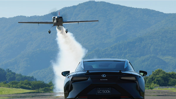 భారత్లో విడుదలైన జపనీస్ లగ్జరీ కార్.. ఇది చాలా కాస్ట్లీ గురూ.!! భారత్లో విడుదలైన జపనీస్ లగ్జరీ కార్.. ఇది చాలా కాస్ట్లీ గురూ.!!