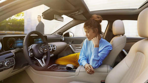 భారత్‌లో ఎ-క్లాస్ లిమోసిన్ విడుదల చేసిన మెర్సిడెస్ బెంజ్ ; పూర్తి వివరాలు