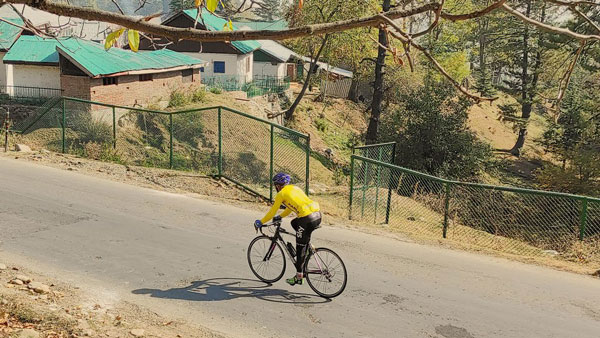 సైకిల్‌ ప్రయాణంలో గిన్నిస్ బుక్ రికార్డ్; కేవలం 8 రోజుల్లో కాశ్మీర్ To కన్యాకుమారి చేరిన యువకుడు