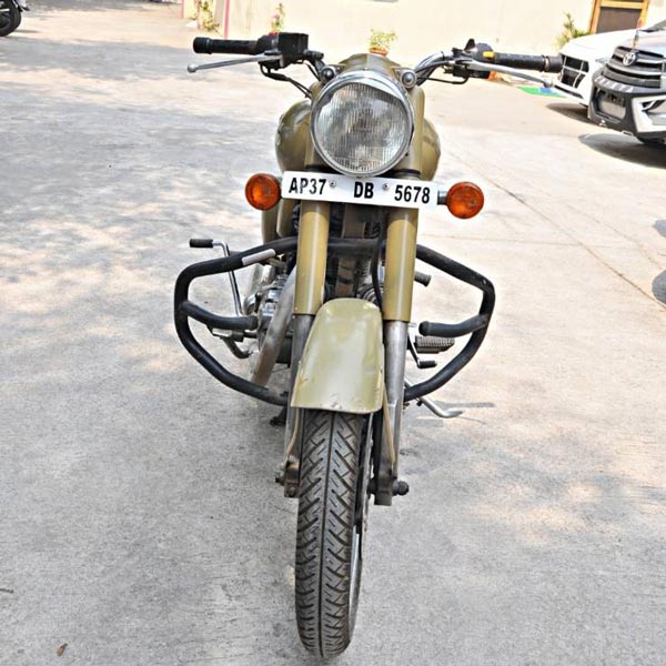 చదివింది ఇంజనీరింగ్; చేసేది దొంగతనం.. చివరకు పోలీసులచే అరెస్ట్ 