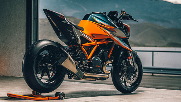 కేవలం 48 నిమిషాల్లోనే అమ్ముడైపోయిన కెటిఎమ్ 1290 సూపర్ డ్యూక్ ఆర్ఆర్