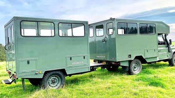 ల్యాండ్ రోవర్‌పై ప్రేమ; అంతిమ యాత్రకు కూడా అదే.. ఇది ఒక రాజు కోరిక