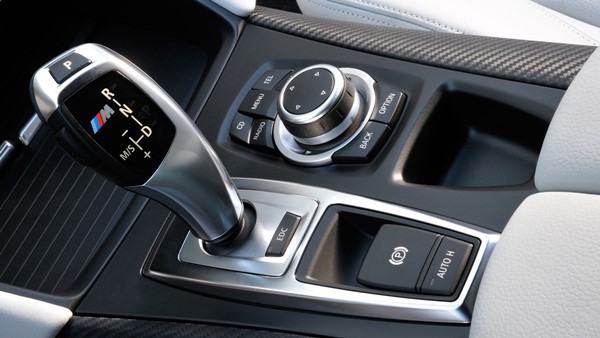 కారులో ఉన్న పాడిల్ షిఫ్ట్ ఫీచర్ యొక్క ప్రయోజనాలు 