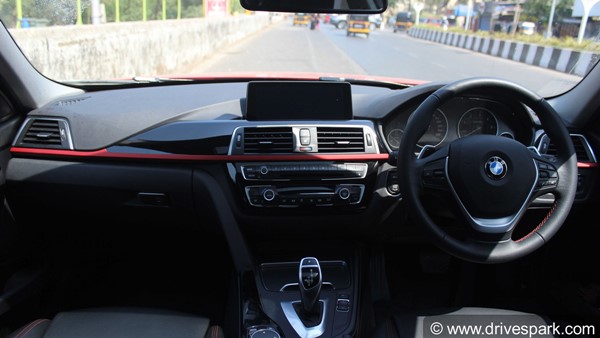 కారులో ఉన్న పాడిల్ షిఫ్ట్ ఫీచర్ యొక్క ప్రయోజనాలు 