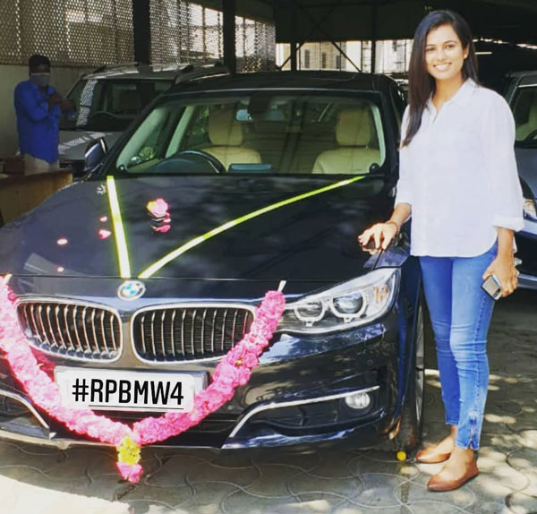 ఒకప్పుడు సిటీబస్సులో ప్రయాణించిన నటి, ఇప్పుడు లగ్జరీ కార్ కొనింది.. ఎవరో తెలుసా? ఒకప్పుడు సిటీబస్సులో ప్రయాణించిన నటి, ఇప్పుడు లగ్జరీ కార్ కొనింది.. ఎవరో తెలుసా?