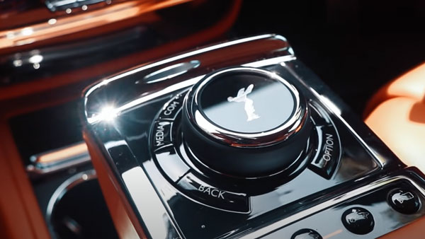 రూ. 10 కోట్ల విలువైన కారులో ప్రయాణించిన యూట్యూబర్ ఏం చెప్పాడంటే?