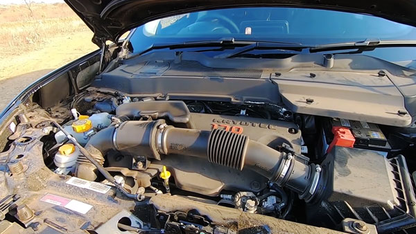 ఒకే ఫ్యామిలీ నాలుగు హారియర్ ఎస్‌యూవీలను కొనేసింది.. ఎందుకంటే?