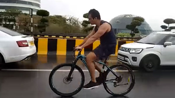 భాగ్యనగరంలో సైకిల్‌పై కనిపించిన సోనూసూద్ [వీడియో]