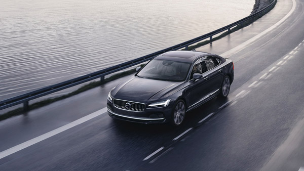 భారత్‌లో వోల్వో ఎస్90 డిస్‌కంటిన్యూ అయిందా!? వెబ్‌సైట్ నుండి తొలగింపు