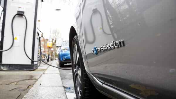 భారత్లో ఫేమ్ స్కీమ్ల కింద స్థాపించబడిన EV ఛార్జింగ్ స్టేషన్లు భారత్లో ఫేమ్ స్కీమ్ల కింద స్థాపించబడిన EV ఛార్జింగ్ స్టేషన్లు