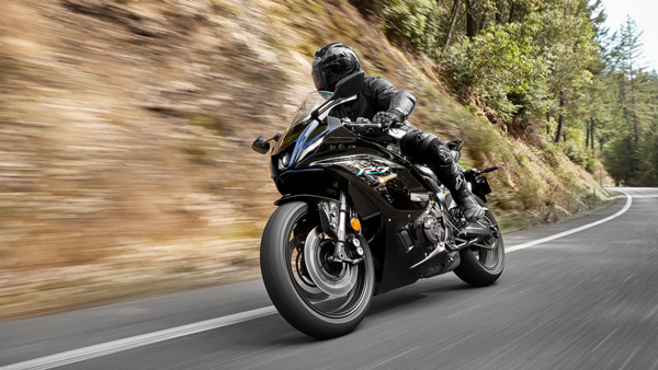 సరికొత్త 2020 యమహా వైజెడ్ఎఫ్-ఆర్7 బైక్ హైలైట్స్