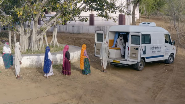 గ్రామీణ ప్రజల కోసం 'మొబైల్ మెడికల్ వ్యాన్లు' ప్రారంభించిన హ్యుందాయ్: వివరాలు 