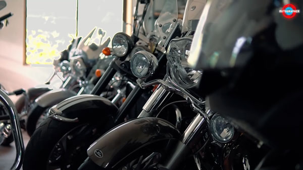 ఒకే వ్యక్తి 20 క్రూయిజర్ బైక్స్ కలిగి ఉన్నాడు, వాటి విలువ అక్షరాలా 3.5 కోట్లు