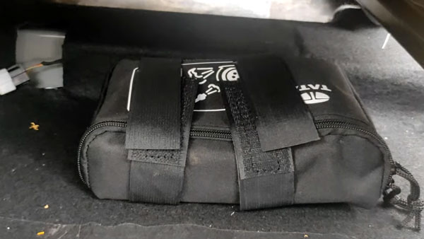 టాటా టియాగో, టిగోర్ మోడళ్ల కొనుగోలుపై సర్‌ప్రైజ్ ఫ్రీ గిఫ్ట్; అదేంటంటే..?