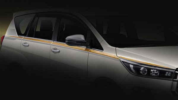 కరోనా ఎఫెక్ట్; అంబులన్సులుగా మారిన పోలీస్ వాహనాలు కరోనా ఎఫెక్ట్; అంబులన్సులుగా మారిన పోలీస్ వాహనాలు