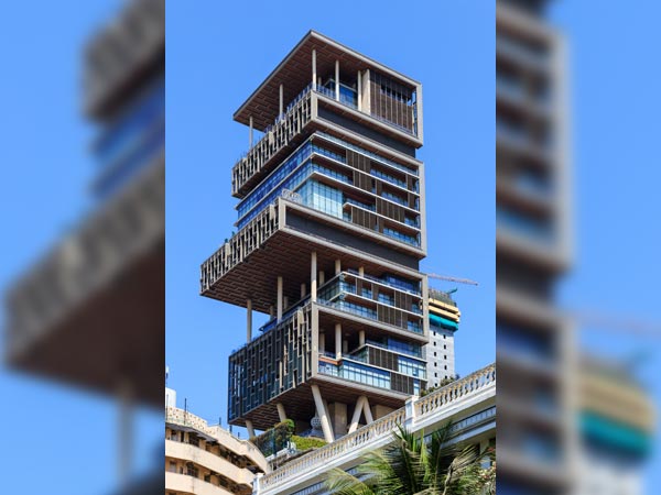 మీకు తెలుసా.. భారతదేశపు అత్యంత ఖరీదైన కాన్వాయ్‌ ఉపయోగిస్తున్న వ్యక్తి ఇతడే..