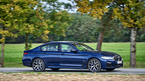 భారత్‌లో విడుదలైన 2021 బిఎండబ్ల్యూ 5 సిరీస్; ధర & వివరాలు