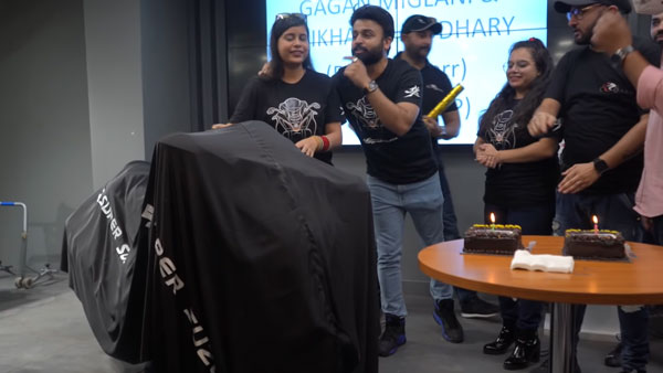 2021 సుజుకి హయాబుసా కొనుగోలు చేసిన మొదటి మహిళ [వీడియో]