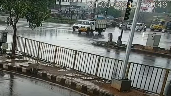 ట్రాఫిక్ రూల్స్ అతిక్రమిస్తే ఏం జరుగుతుందో తెలుసా.. వీడియో చూడండి