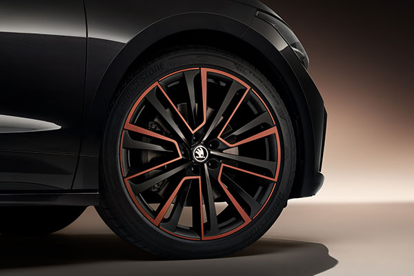 ఆక్టేవియా ఎలక్ట్రిక్ సెడాన్ వస్తోంది; ధృవీకరించిన స్కొడా!