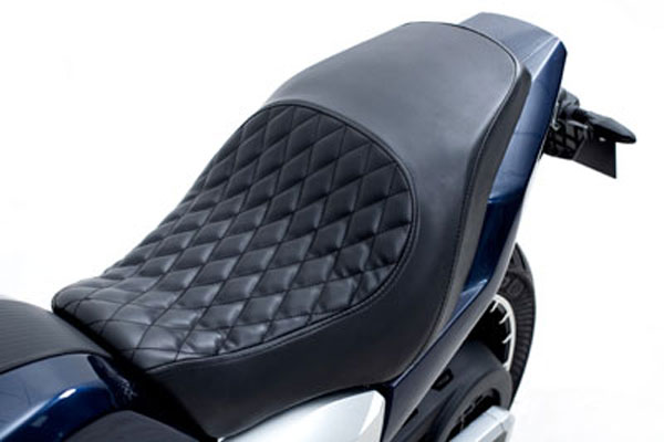 మరో బైక్ డిజైన్ కాపీ కొట్టిన చైనా కంపెనీ.. అది ఏ బైక్ అంటే? మరో బైక్ డిజైన్ కాపీ కొట్టిన చైనా కంపెనీ.. అది ఏ బైక్ అంటే?