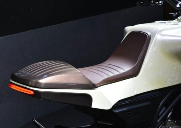 మరొక పాపులర్ బైక్ డిజైన్‌ని కాపీ కొట్టిన చైనీస్.. వీళ్లు ఇక మారరా..!?