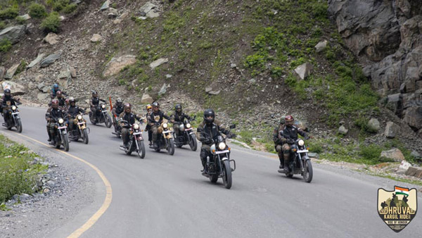 కార్గిల్ విజయ్ దివాస్: అమరవీరుల జ్ఞాపకార్థం 75 జావా బైకులతో ర్యాలీ