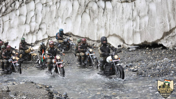 కార్గిల్ విజయ్ దివాస్: అమరవీరుల జ్ఞాపకార్థం 75 జావా బైకులతో ర్యాలీ