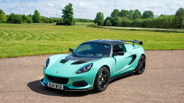 లోటస్ యొక్క అన్ని కార్ల పేర్లు 'E' అక్షరంతో ప్రారంభం కావడం వెనకున్న సీక్రెట్!?