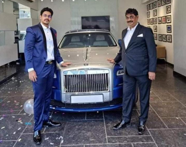 ఆయన ఓ రోల్స్ రాయిస్ ఓనర్, కోటీశ్వరుడు.. కానీ విద్యుత్ దొంగిలించాడు!