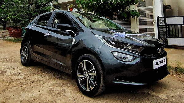 టాటా ఆల్ట్రోజ్, నెక్సాన్, హారియర్ డార్క్ ఎడిషన్ల డెలివరీలు ప్రారంభం