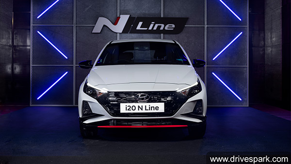 కొత్త Hyundai i20 N-Line మరియు స్టాండర్డ్ i20 మోడళ్ల మధ్య తేడా ఏంటి?