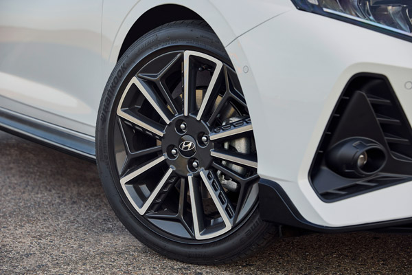 రేపే Hyundai i20 N-Line ఆవిష్కరణ: ధర, ఫీచర్లు వివరాలు