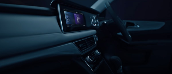 విడుదలకు ముందే మహీంద్రా ఎక్స్‌యూవీ700 ఇంటీరియర్స్ లీక్!