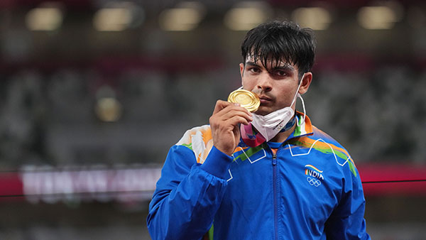 నీరజ్ పేరున్న ప్రతి ఒక్కరికీ రూ. 501 పెట్రోల్ ఫ్రీ; ఎక్కడో తెలుసా?